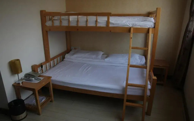 Отель Shanghai Blue Mountain Luwan Youth Hostel Китай, Шанхай - отзывы, цены и фото номеров - забронировать отель Shanghai Blue Mountain Luwan Youth Hostel онлайн комната для гостей