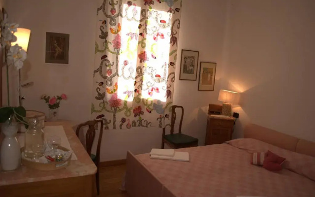 Отель B&B Vicenza Teatro Италия, Виченца - отзывы, цены и фото номеров - забронировать отель B&B Vicenza Teatro онлайн комната для гостей