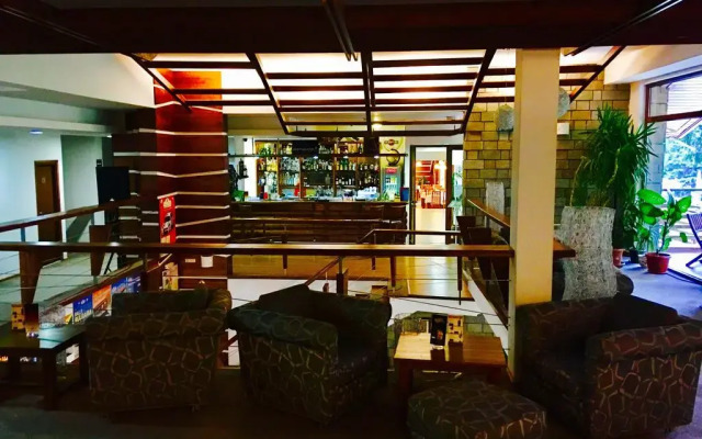 Club Hotel Yanakiev вид на фасад