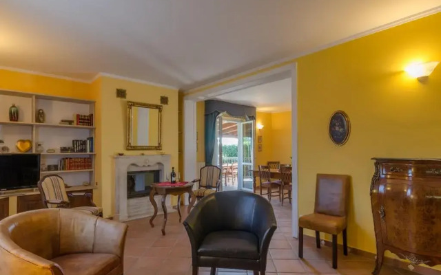 Отель Borgo Dragani Ортона комната для гостей