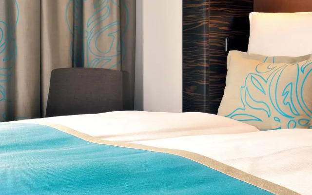 Отель Motel One Berlin-Potsdamer Platz Германия, Берлин - отзывы, цены и фото номеров - забронировать отель Motel One Berlin-Potsdamer Platz онлайн комната для гостей