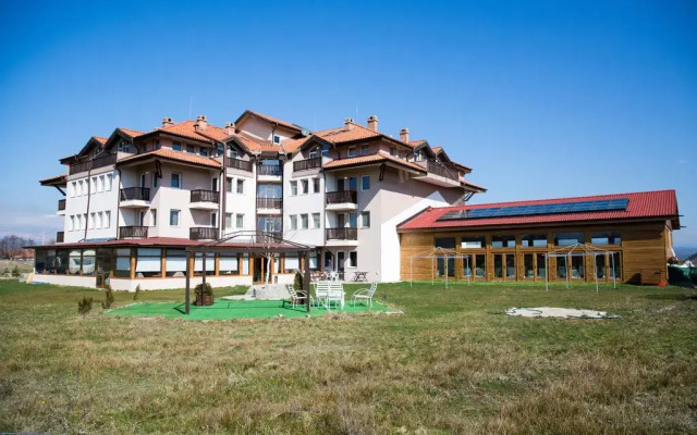 Seven Seasons Hotel