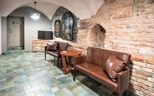 Wellton Centrum Hotel & Spa интерьер отеля