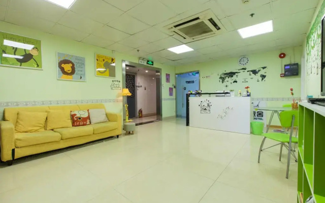 Coooker Youth Hostel (Shenzhen Luohu Port) Шэньчжэнь интерьер отеля