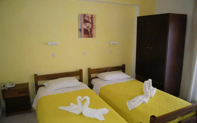 Lisa Hotel комната для гостей
