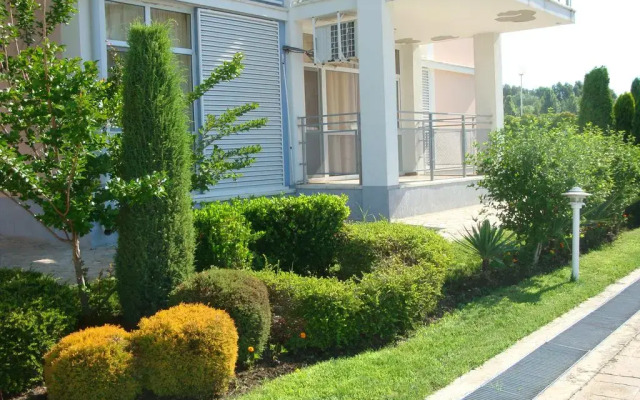 Отель Aparthotel Elit 2 Болгария, Солнечный берег - отзывы, цены и фото номеров - забронировать отель Aparthotel Elit 2 онлайн вид на фасад