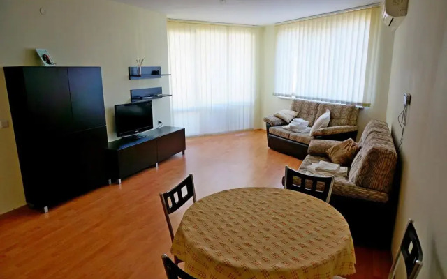 Апартаменты GT Imperial Fort Club Apartments Елените комната для гостей