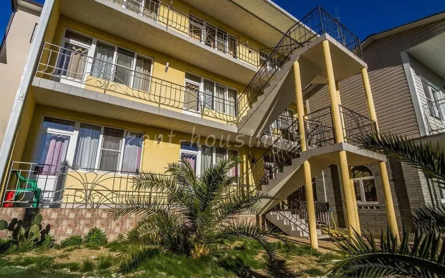 Гостиница Ariana Guest House вид на фасад