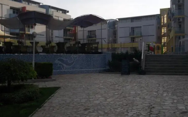 Апартаменты Gal Apartments In Elit 3 Apartcomplex вид на фасад