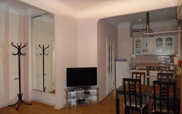 Отель Old Riga - Kalku apartment Латвия, Рига - отзывы, цены и фото номеров - забронировать отель Old Riga - Kalku apartment онлайн комната для гостей
