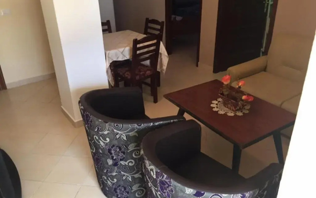 Апартаменты Apartments Golemi 1 Голем комната для гостей