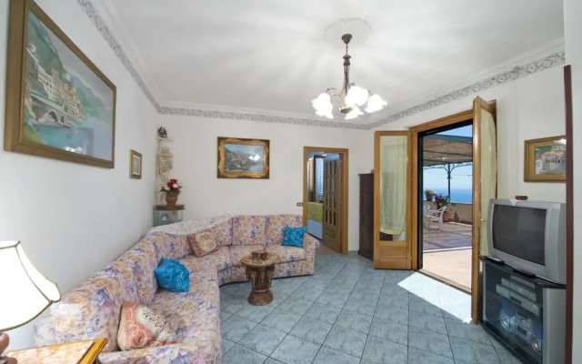 Отель Casa Valery Конка деи Марини комната для гостей