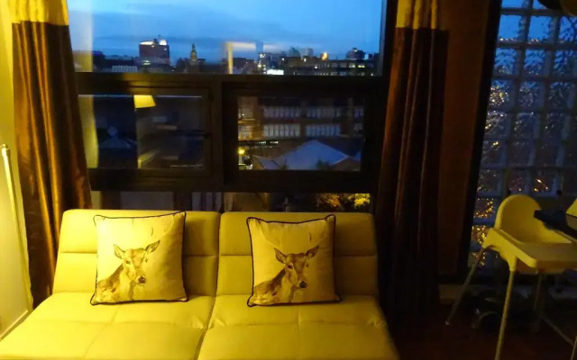 Отель Orchid Penthouse Duplex - Glasgow City Centre Великобритания, Глазго - отзывы, цены и фото номеров - забронировать отель Orchid Penthouse Duplex - Glasgow City Centre онлайн комната для гостей