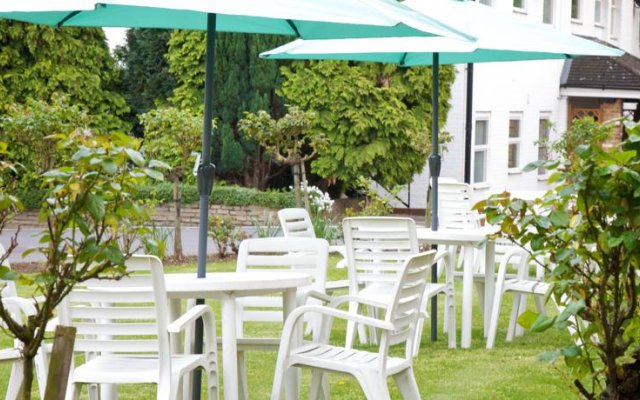 Walton Cottage Hotel Suites In Maidenhead United Kingdom From