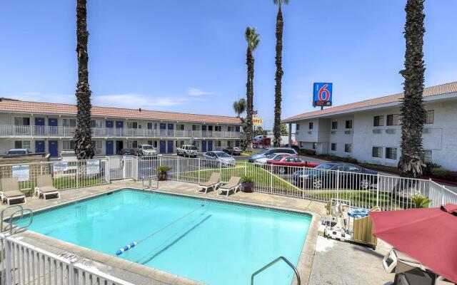 Motel 6 Los Angeles - Hacienda Heights 1