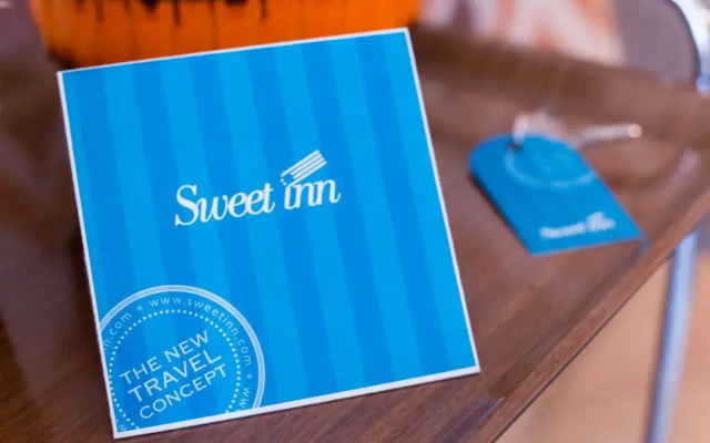 Отель Sweet Inn Apartment - Gracia Deluxe Испания, Барселона - отзывы, цены и фото номеров - забронировать отель Sweet Inn Apartment - Gracia Deluxe онлайн интерьер отеля