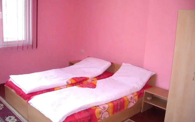 Отель Guest House Stefanov Болгария, Тетевен - отзывы, цены и фото номеров - забронировать отель Guest House Stefanov онлайн комната для гостей