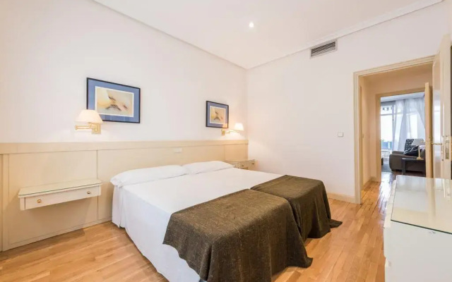 Отель Apartamentos Los Jeronimos Испания, Мадрид - отзывы, цены и фото номеров - забронировать отель Apartamentos Los Jeronimos онлайн комната для гостей