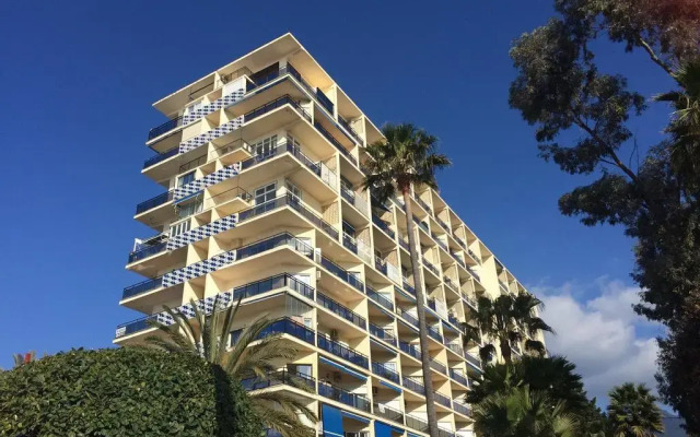 Апартаменты Skol Apartments Marbella вид на фасад
