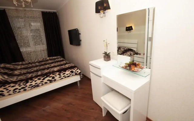Апартаменты Apartments on Vakulenchuka Street комната для гостей