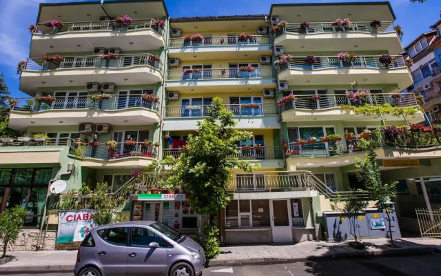 Отель Guest House Ekaterina вид на фасад