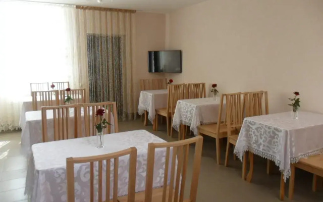 Гостиница Guest House 12 Mesyatsev Украина, Черноморск - отзывы, цены и фото номеров - забронировать гостиницу Guest House 12 Mesyatsev онлайн комната для гостей