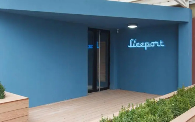 Гостиница Sleeport Украина, Днепр - отзывы, цены и фото номеров - забронировать гостиницу Sleeport онлайн вид на фасад