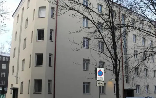 Апартаменты Roosikrantsi 8 City Center Apartment вид на фасад