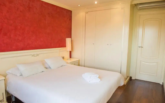 Апартаменты Spectacular Five Senses Mallorca Apartment Барселона комната для гостей