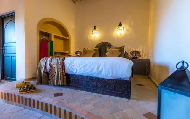 Отель Riad Madu Марокко, Мерзуга - отзывы, цены и фото номеров - забронировать отель Riad Madu онлайн комната для гостей