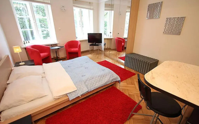 Отель Capital Apartments - Old Town Польша, Варшава - 2 отзыва об отеле, цены и фото номеров - забронировать отель Capital Apartments - Old Town онлайн комната для гостей