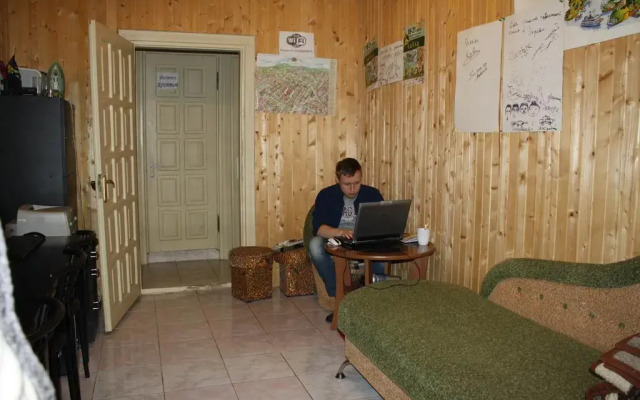Compass Inn Хостел комната для гостей
