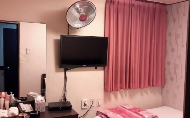 Yangmi Motel