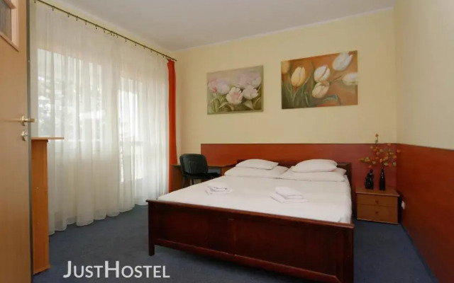 Отель Justhostel комната для гостей