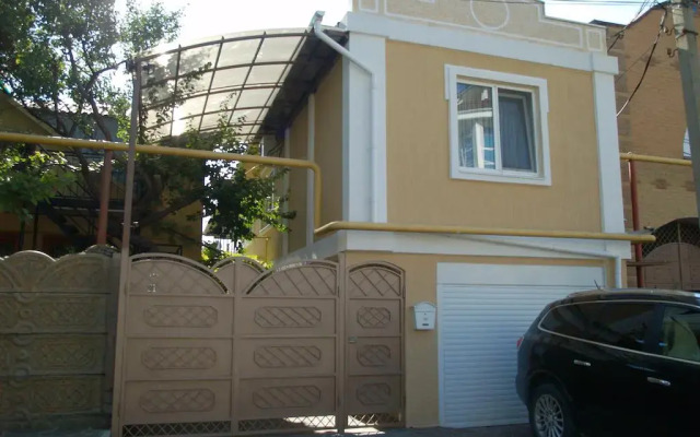 Гостиница Guest House Chaika в Анапе отзывы, цены и фото номеров - забронировать гостиницу Guest House Chaika онлайн Анапа вид на фасад
