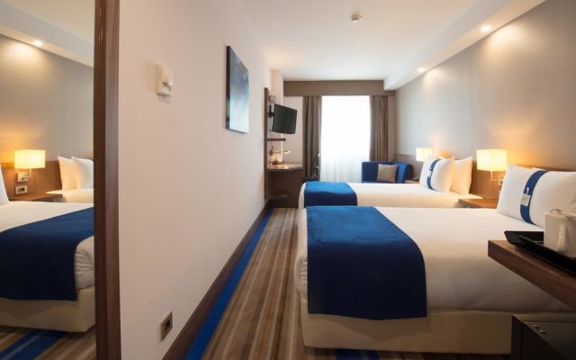 Holiday Inn Express Istanbul Airport 0