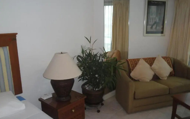 Отель Jomtien View Talay Studio Apartments Таиланд, Паттайя - отзывы, цены и фото номеров - забронировать отель Jomtien View Talay Studio Apartments онлайн комната для гостей