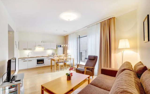 Отель Apartment24 Foorum Таллин комната для гостей