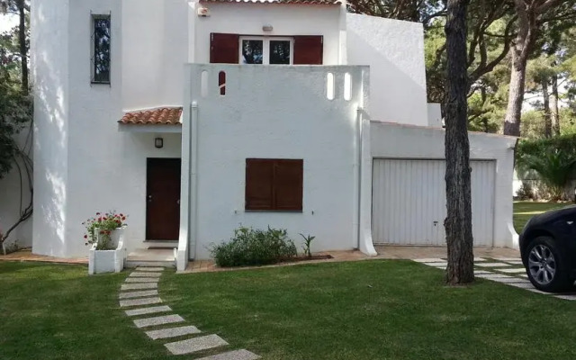Отель Villapinheiros вид на фасад