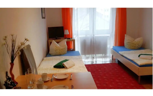 Отель City Apartment U-Bahn Muggenhof Германия, Нюрнберг - отзывы, цены и фото номеров - забронировать отель City Apartment U-Bahn Muggenhof онлайн комната для гостей