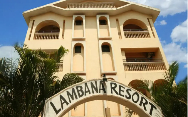 Отель Lambana Resort вид на фасад