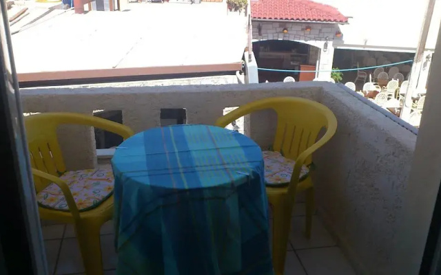 Standard big Room Apartment in Blue Aegean With Shared Pool, Kitchen and Ac