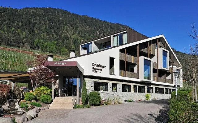 Отель Gasthof Kirchsteiger Горнолыжный курорт Ортлер парковка
