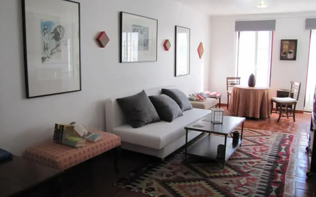 Отель Beautiful Flat In Historical Heart комната для гостей