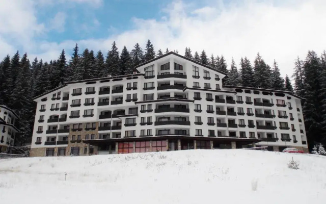 Апартаменты Elit Pamporovo Apartments вид на фасад
