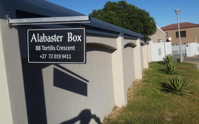 Alabaster Box Bb Langebaan South Africa Zenhotels - 