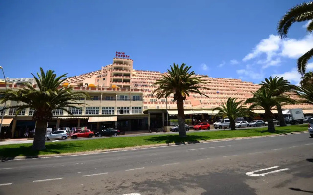 Отель Apartamentos Palm Garden вид на фасад