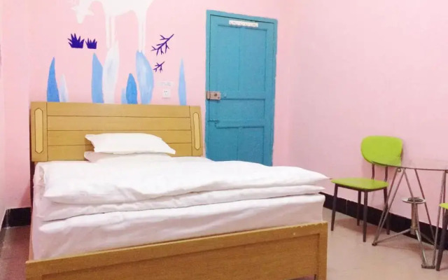 Отель Hongyou Guesthouse Airport Branch Китай, Сямынь - отзывы, цены и фото номеров - забронировать отель Hongyou Guesthouse Airport Branch онлайн комната для гостей