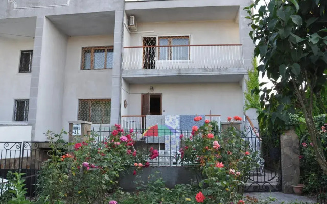 Гостиница Villa Lucia вид на фасад