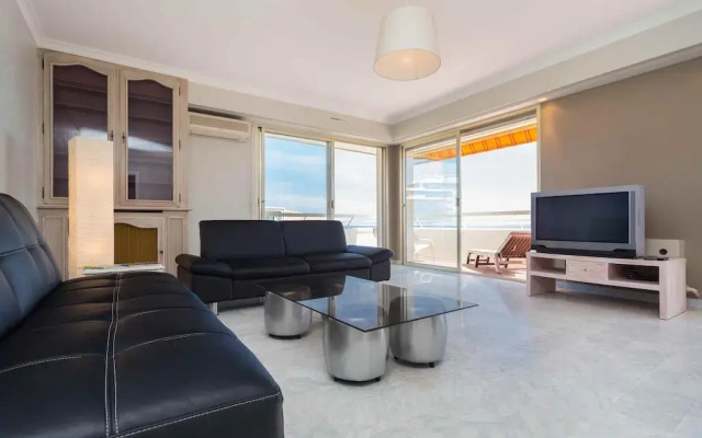 Отель La Vue Mer - 3 Chambres - Lanterne Франция, Ницца - отзывы, цены и фото номеров - забронировать отель La Vue Mer - 3 Chambres - Lanterne онлайн комната для гостей